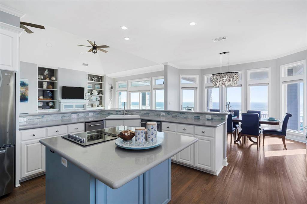 This home is perfect for entertaining!