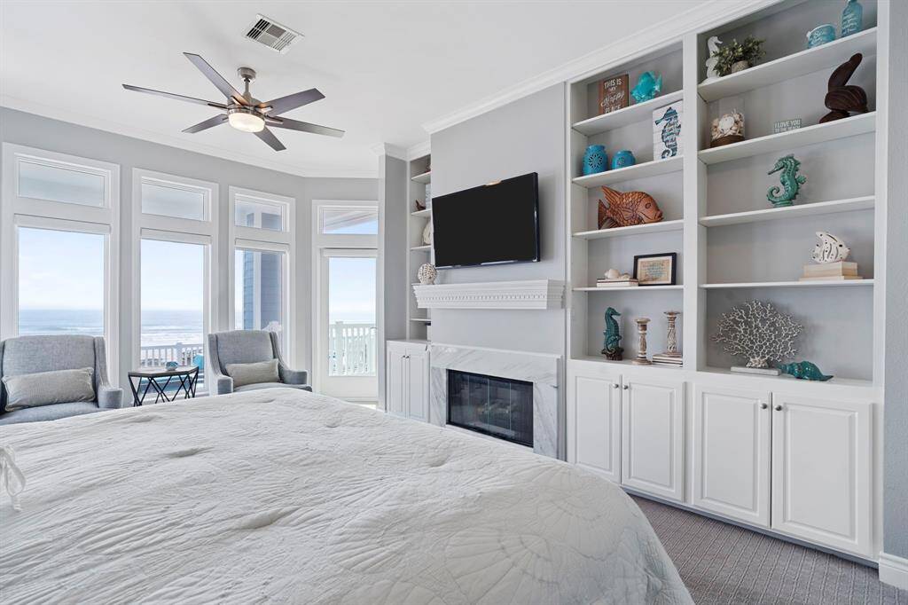 The built-in shelving provides additional storage space.