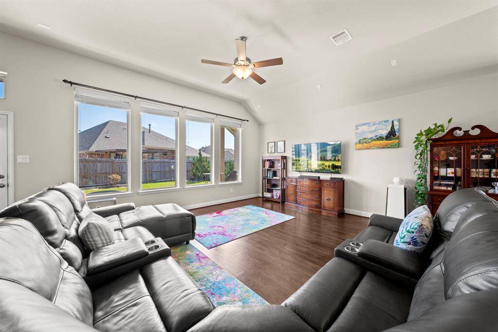 Entertaining is easy, given this home's fantastic open design!