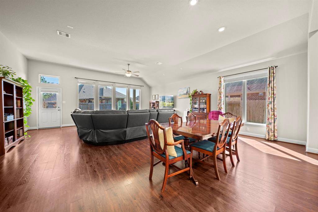 Enjoy casual dining at the spacious breakfast bar, complete with pendant lighting.