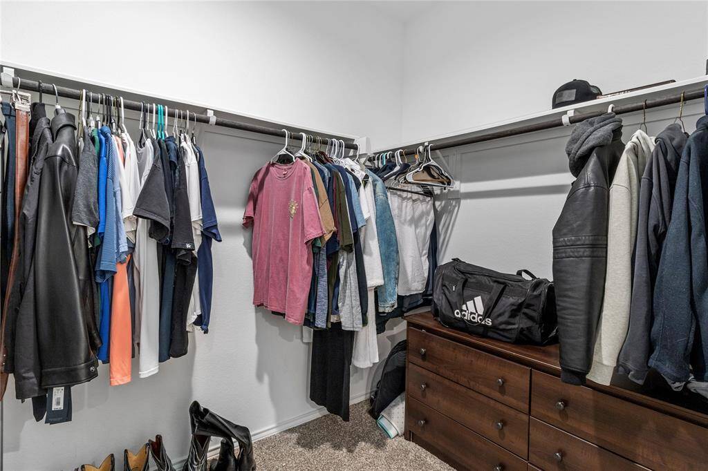 Look at this closet space!