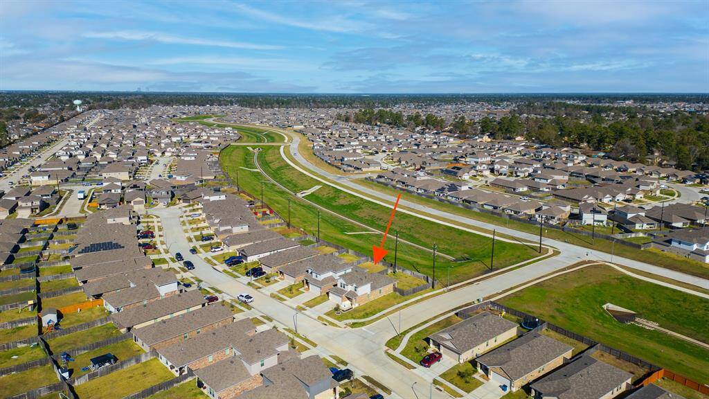 This wonderful neighborhood has everything it needs except you. Come make it your home.