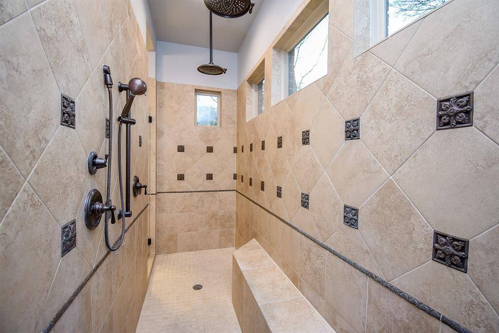 and a double door shower. The primary bath also has two large closets.