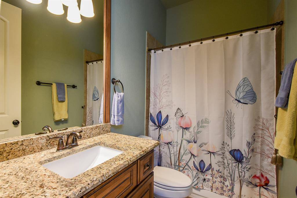 Ensuite bath for secondary bedroom number two.