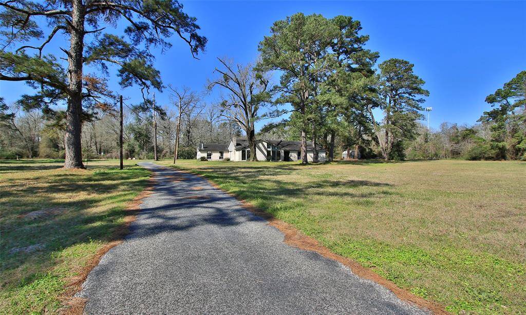 Unrestricted Home on 4 Acres in TISD. No HOA here!