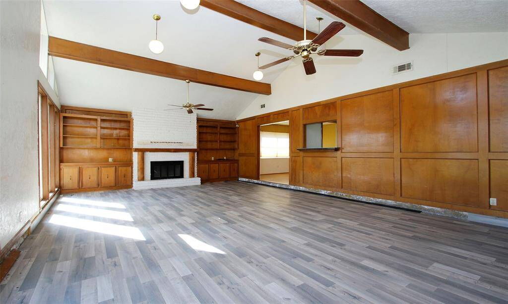 Family Room.