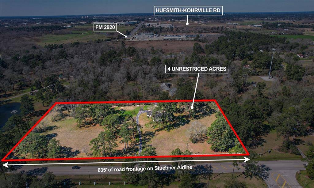 This Rectangular tract has 635' road frontage.