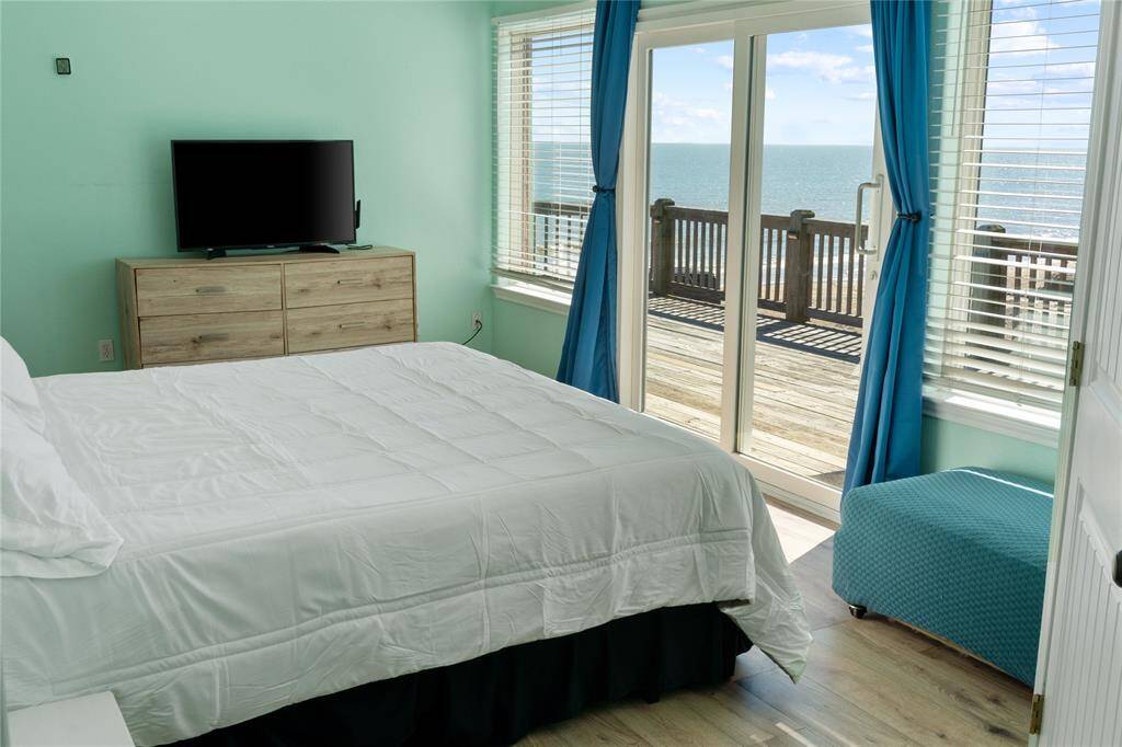 Private deck entry in primary bedroom!