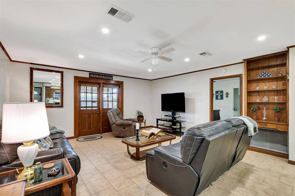 Spacious Living Area