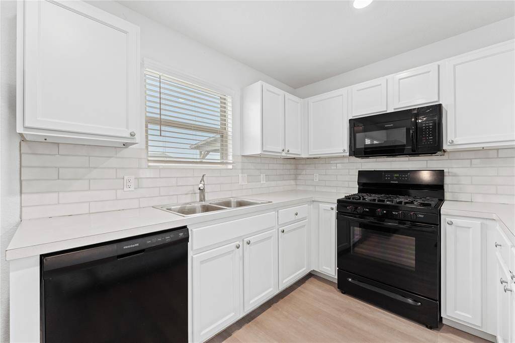 Another view of the Kitchen for your perusal