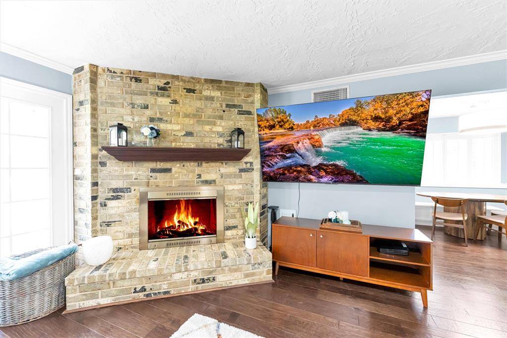 Brick gas log fireplace