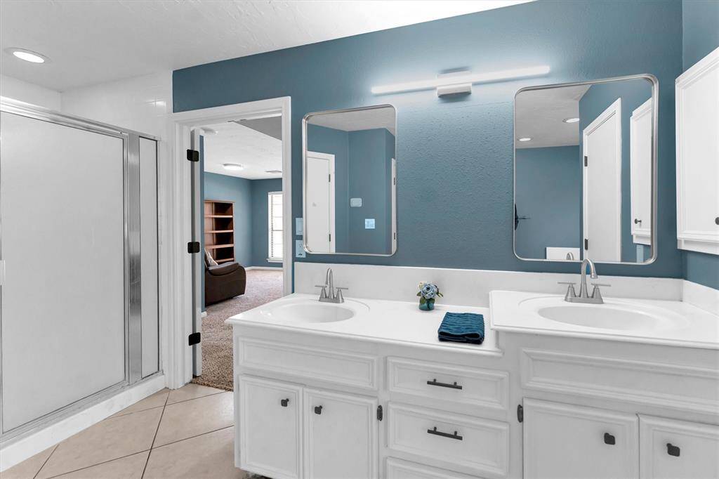 double vanity sinks