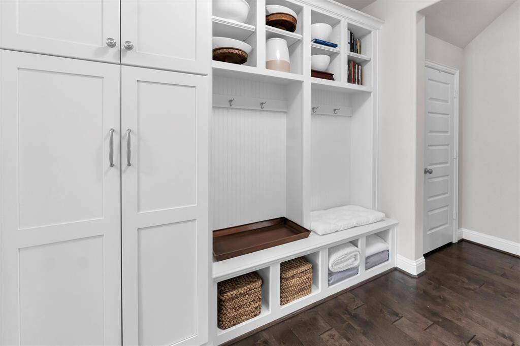 Mud room