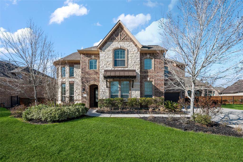 STUNNING TOLL BROTHERS VITORIA!