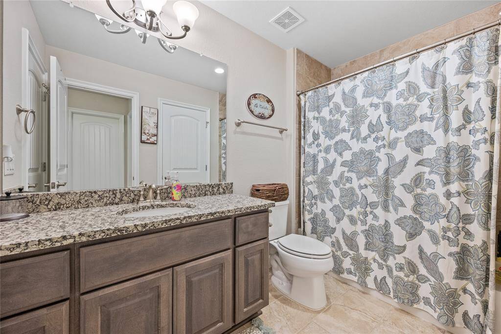 Upstairs bathroom