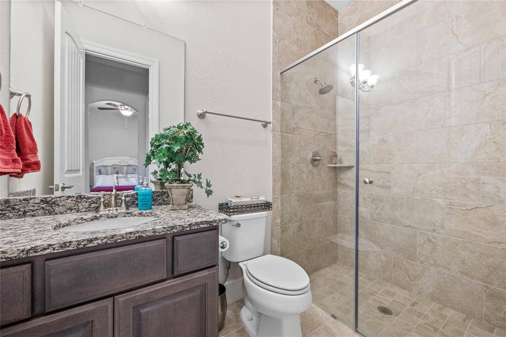 Full bath & shower in guest bedroom down!