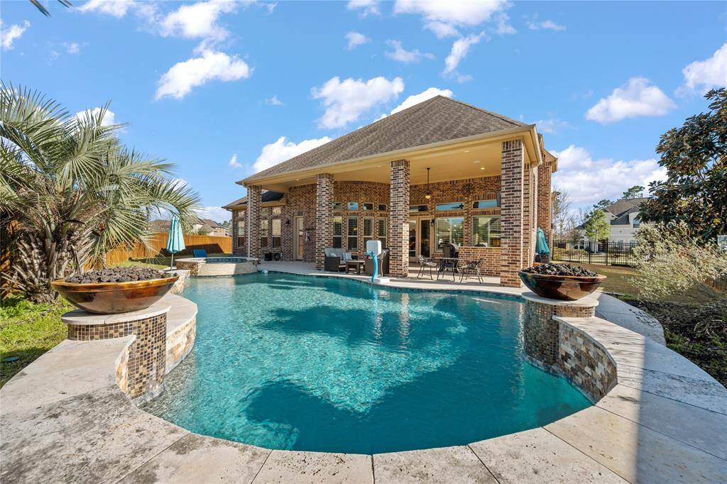 Your fabulous new home is waiting for you!