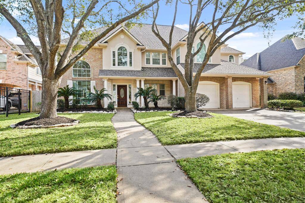 Welcome to 4207 Penrose Court, located in the heart of Riverstone!