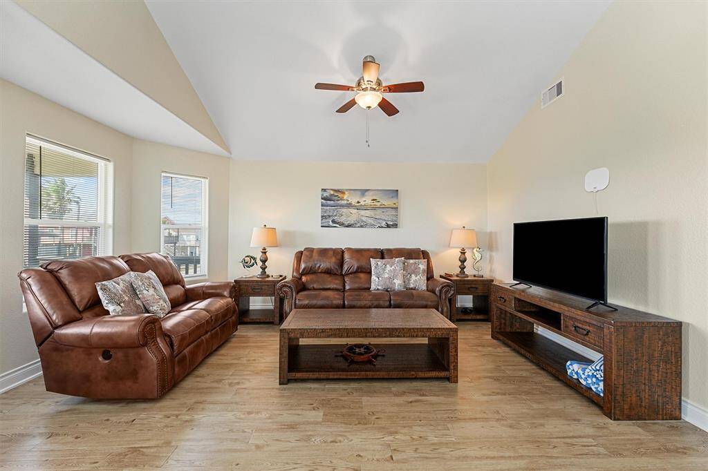 It all conveys so you can start enjoying your next best Island life!