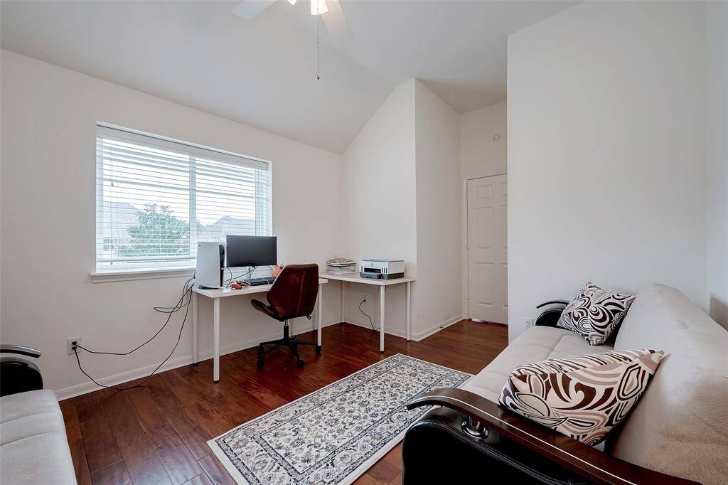 Property Image 39