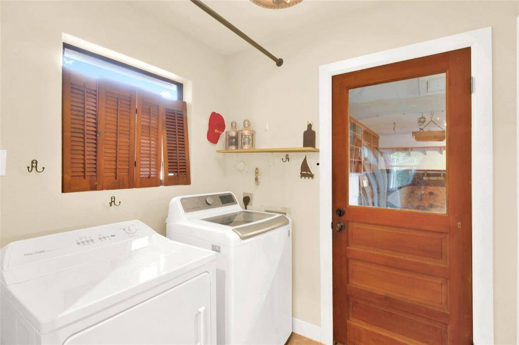 Sunny Utility Room With 2 Pantries!
