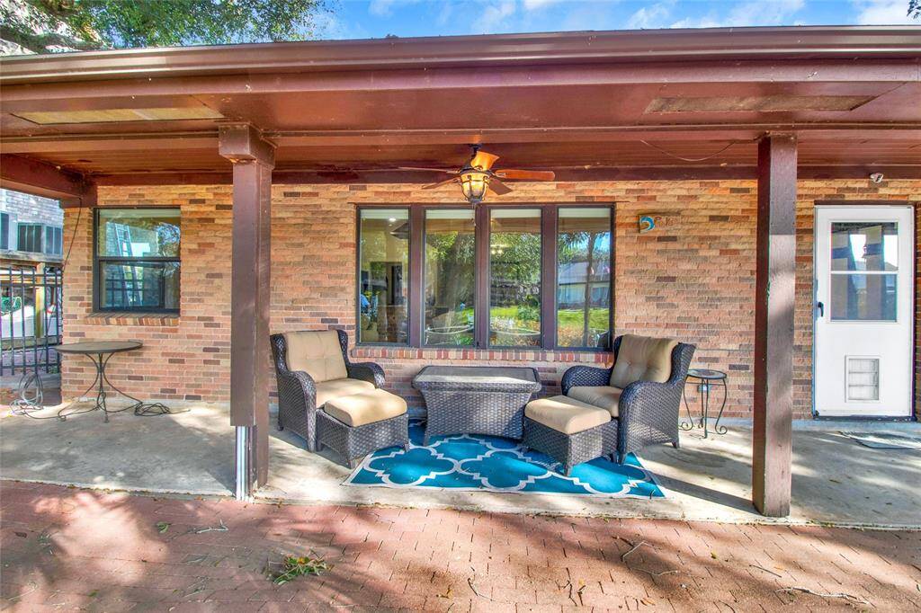 Anther View Of The Perfect Place To Entertain And Enjoy The Water!
