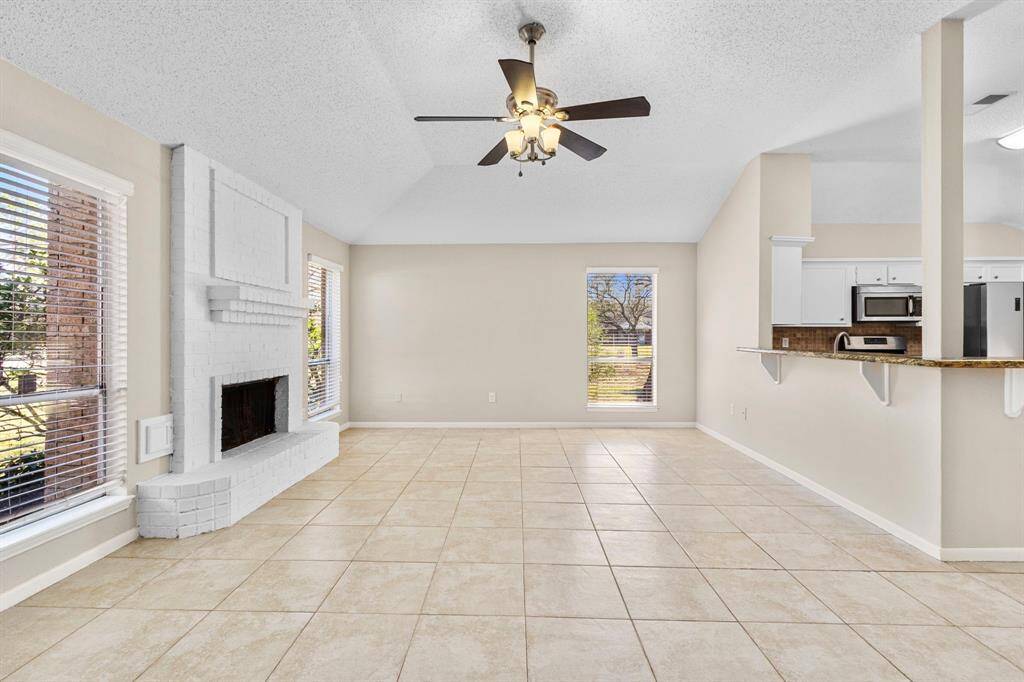 Open airy Family Area
