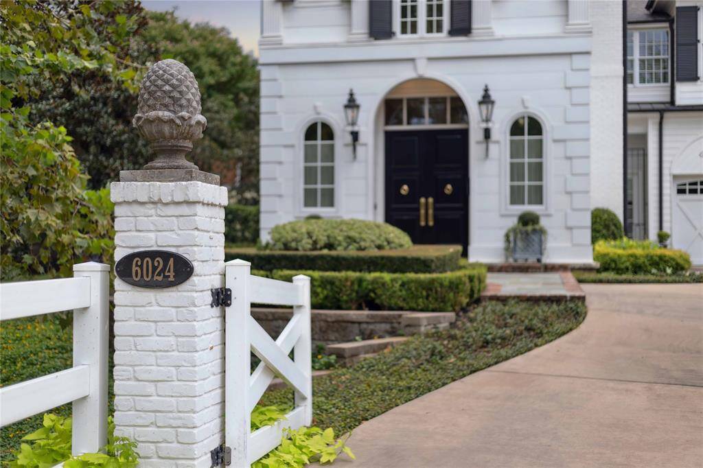 6024 Memorial is a retreat in the middle of the city. Complete with private gated drive and charming fenced front yard.