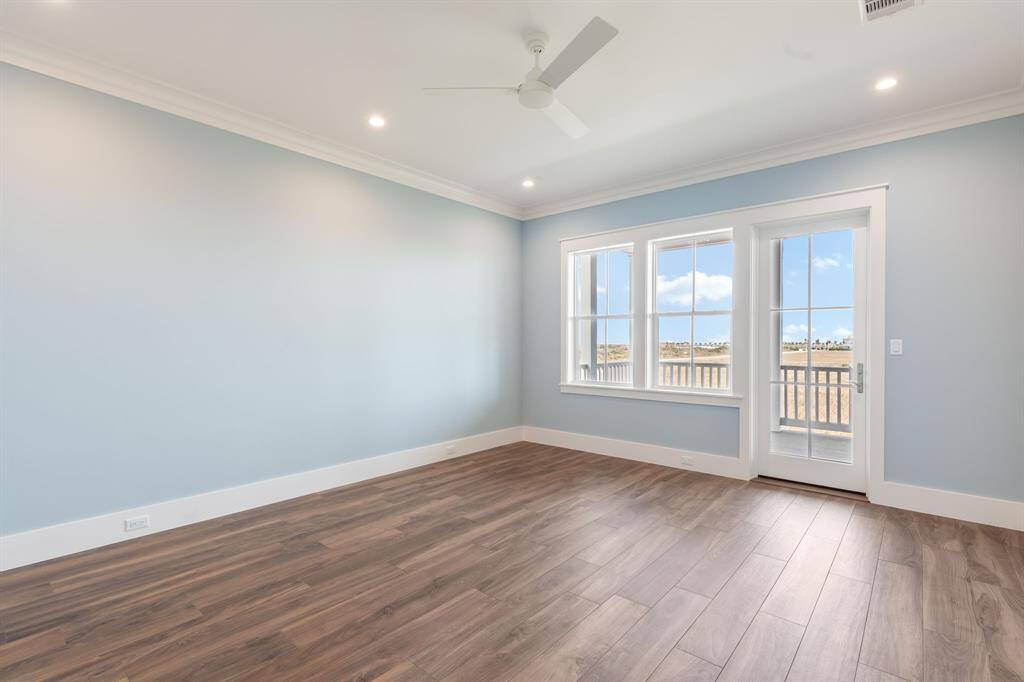 Large Primary Bedroom Suite
