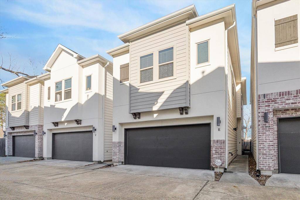 Built in 2019 this home has had one owner. With fresh paint on the interior, it is move-in ready.