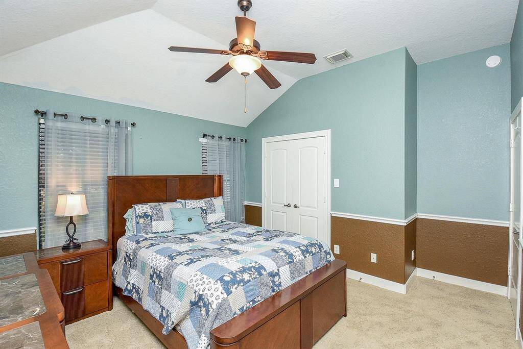 2nd bedroom with large walk in closet