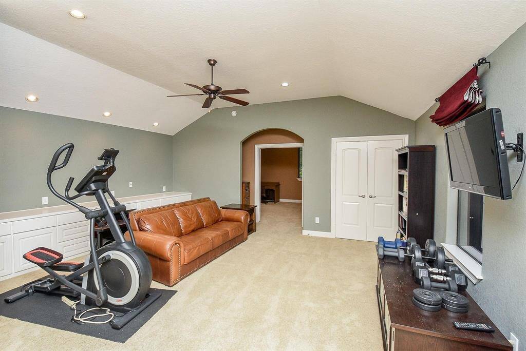 huge gameroom