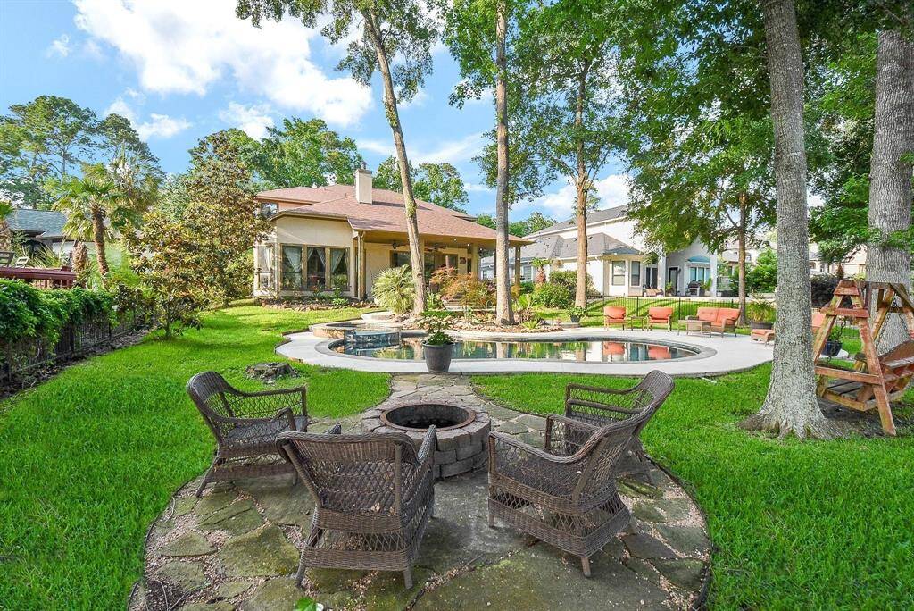 lots of places for entertaining