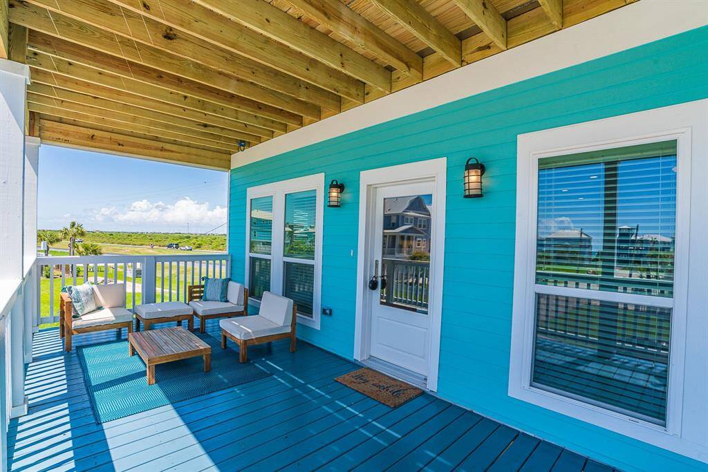 Outdoor Deck