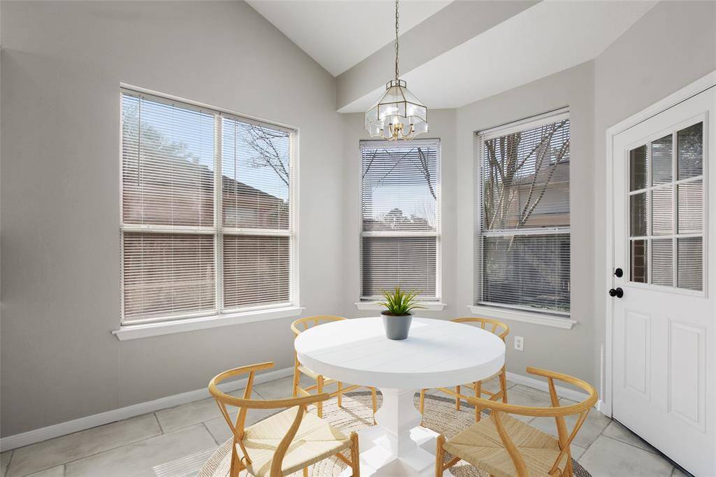 Breakfast Room.