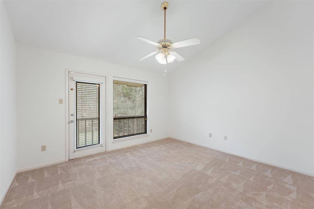 upstairs bedroom 2