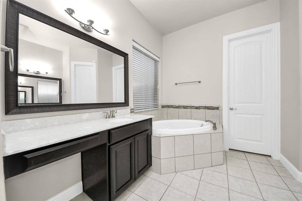 Primary Bedroom Bathroom