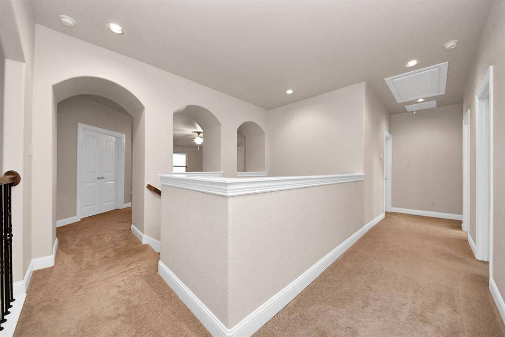Floor 2 - Landing