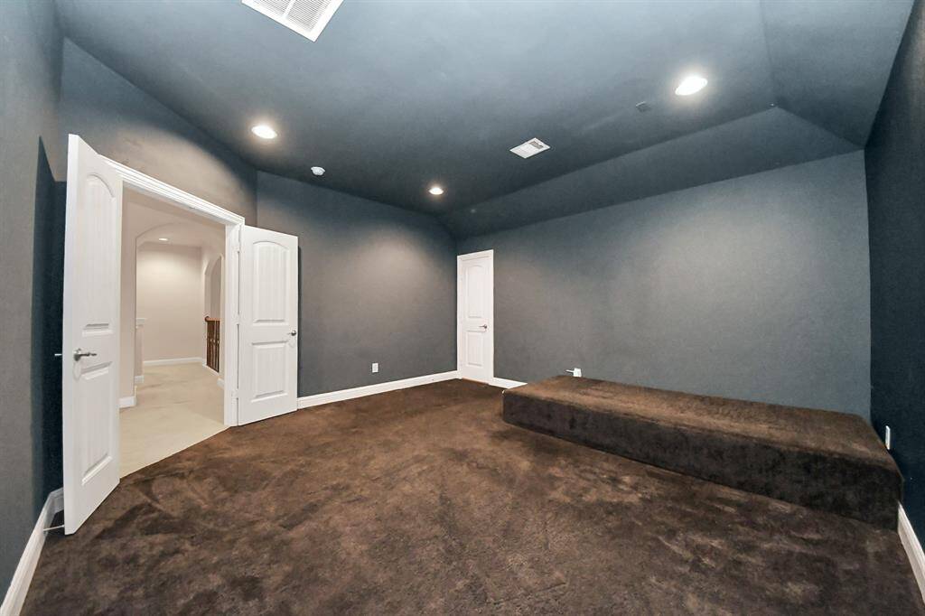 Floor 2 - Media Room