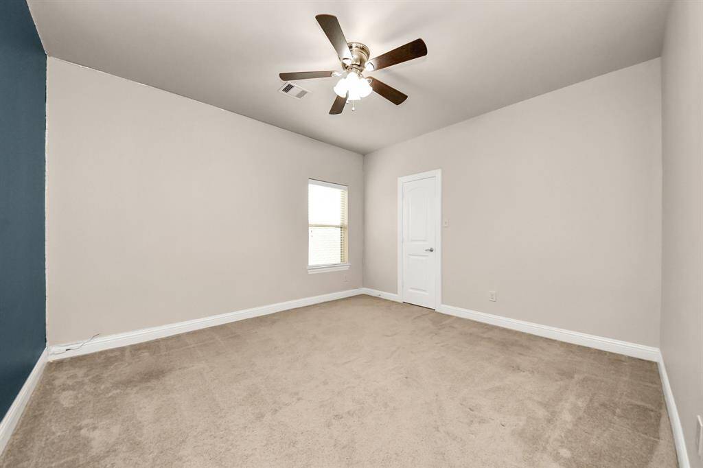 Floor 2 - Bedroom 1