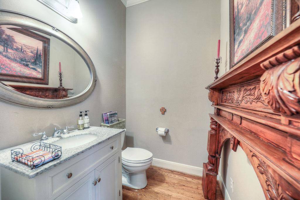 Powder Room Off Breakfast Area