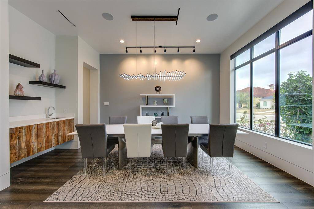 UPGRADED FORMAL DINING WITH CUSTOM BUILT-IN WET BAR