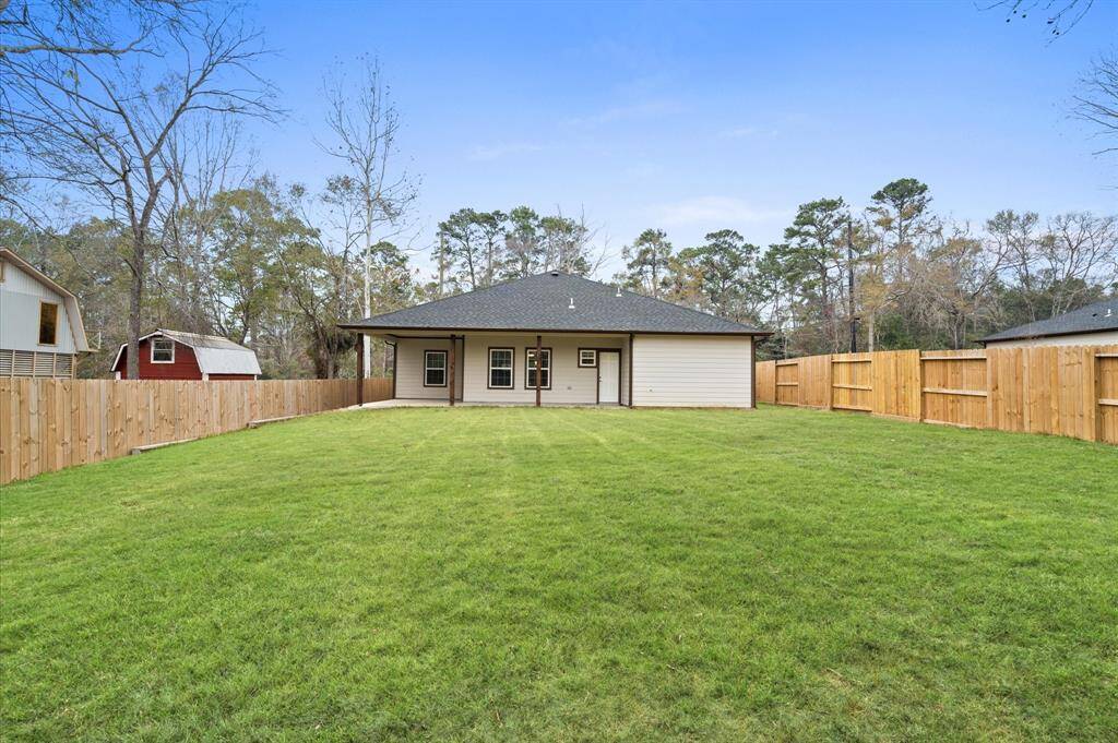 Spacious backyard.