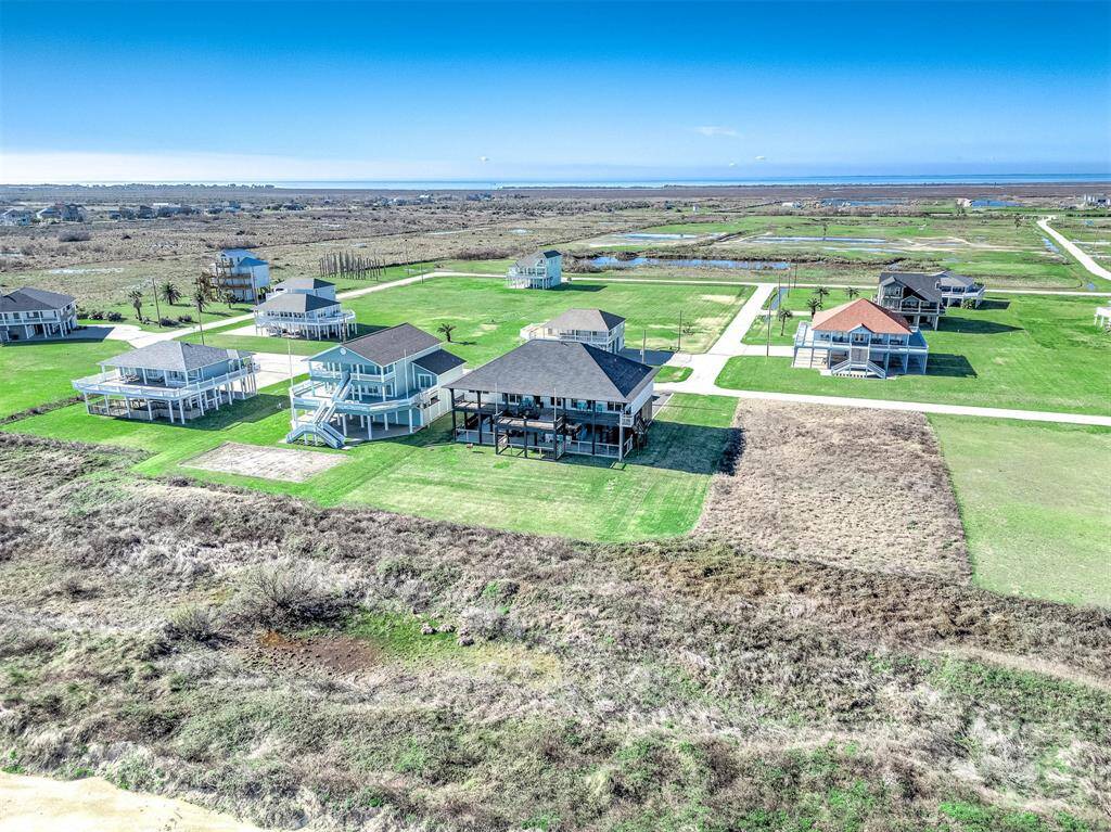 Rancho Carribe offers an exclusive neighborhood with access to the Wallis Smith Golf Course. Fore!