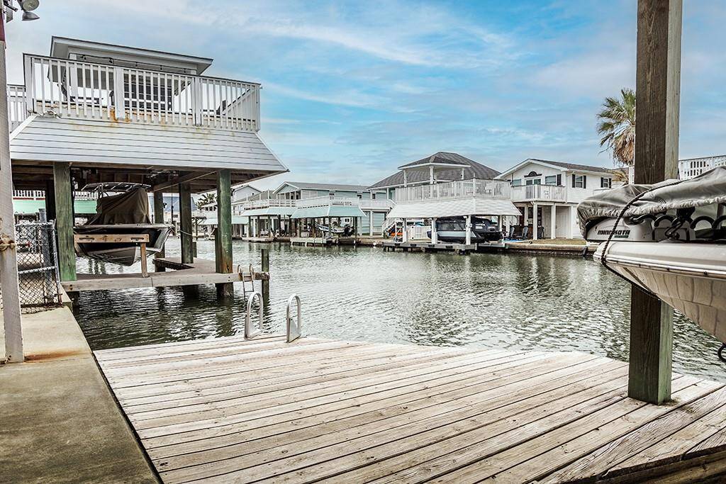 Boat dock to fish from