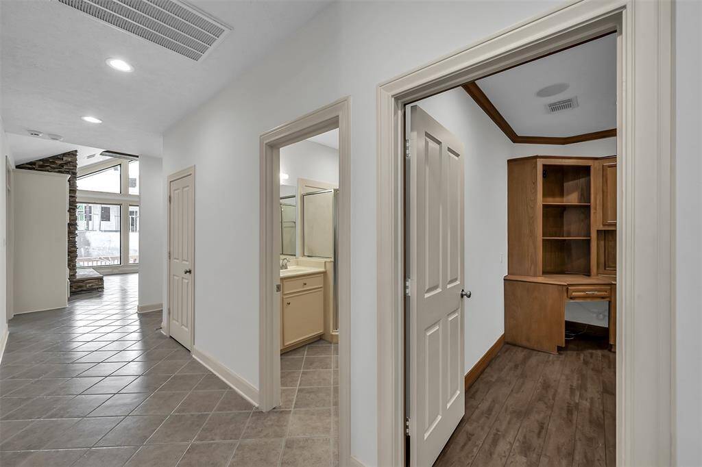 Hallway from front door to living area