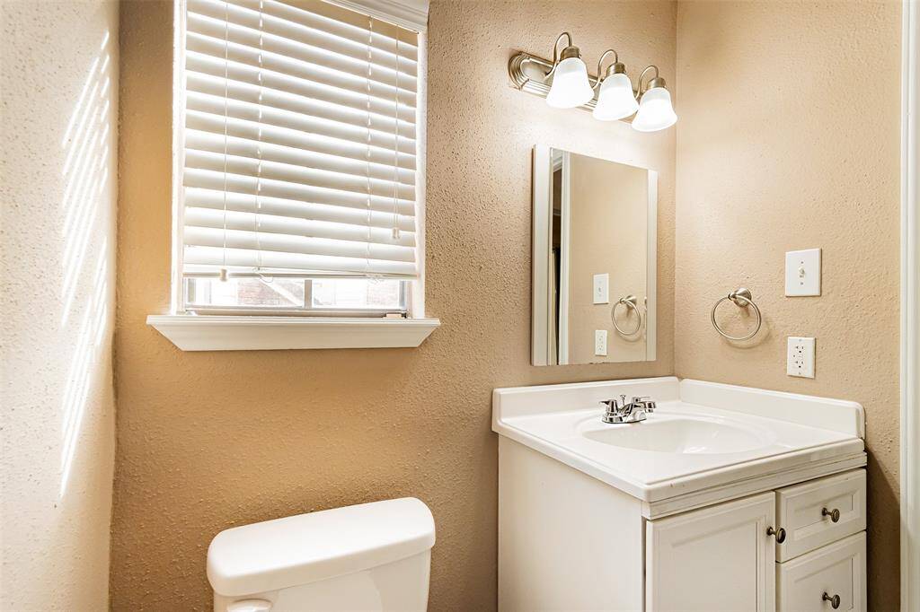 Secondary Bath