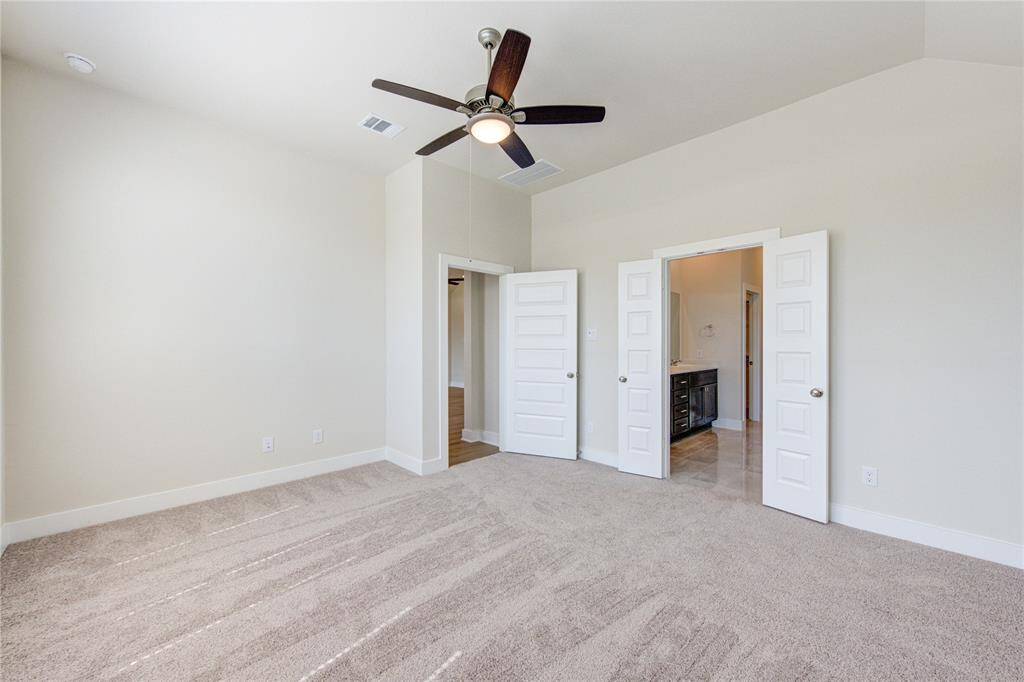 Primary suite.