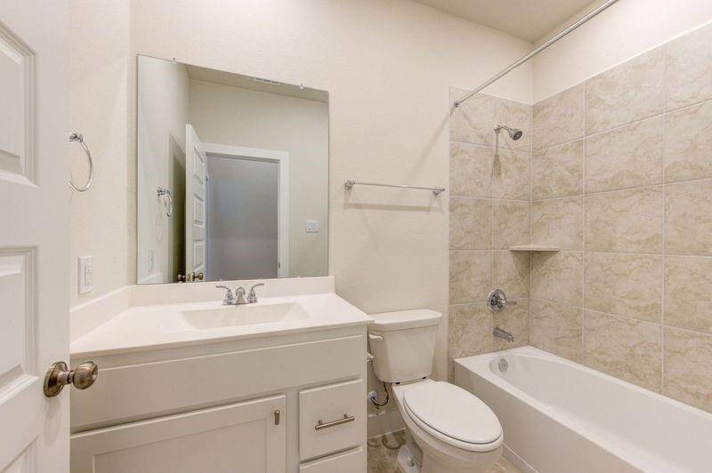 Secondary bathroom 1.