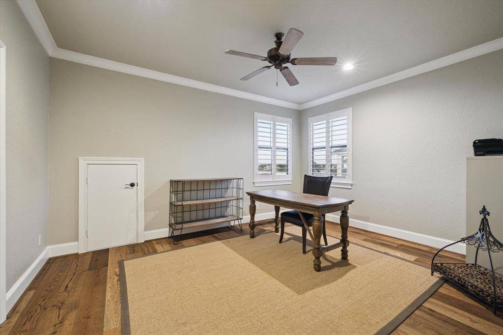 THE FOURTH BEDROOM HAS A PRIVATE WING WITH FULL BATHROOM.